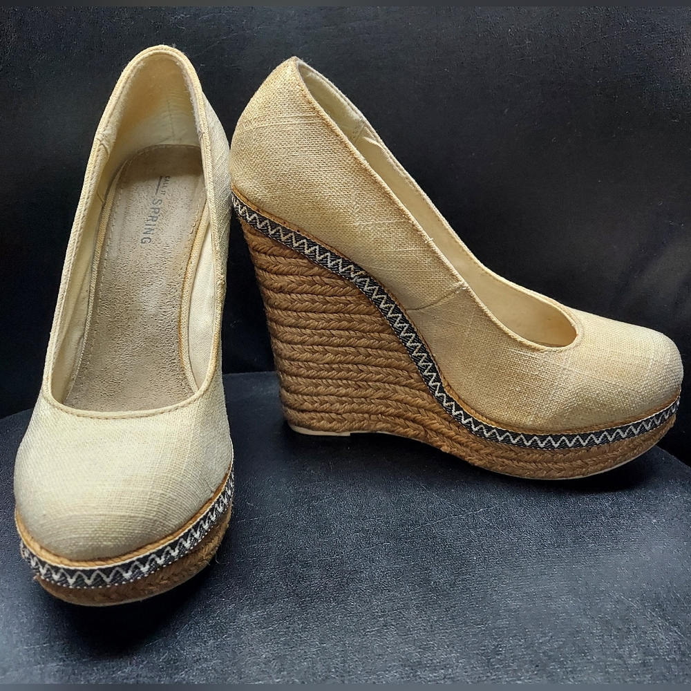 CALL IT SPRING Platform Wedge Sandal Women's Size 7